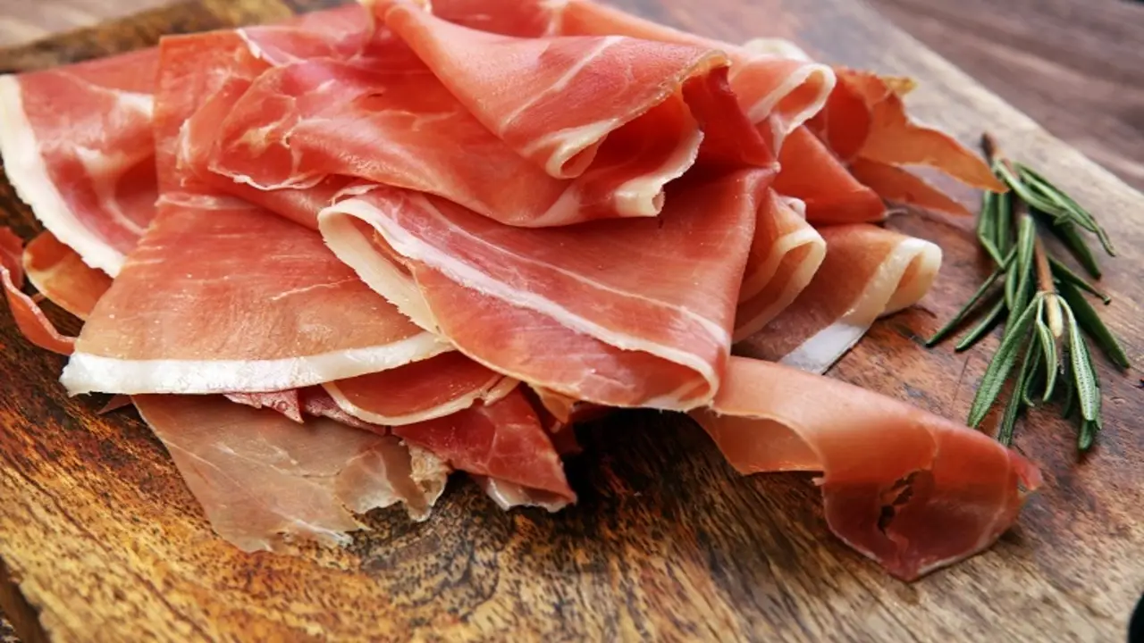 Il prosciutto crudo fa male? Ecco la marca che fa male al cuore, alla memoria e al colesterolo