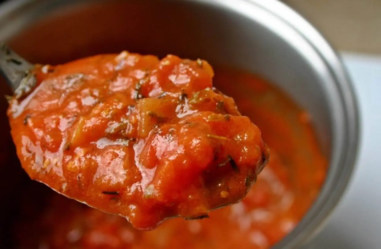 Non mangiare questa salsa di pomodoro: ecco il perché, attenzione