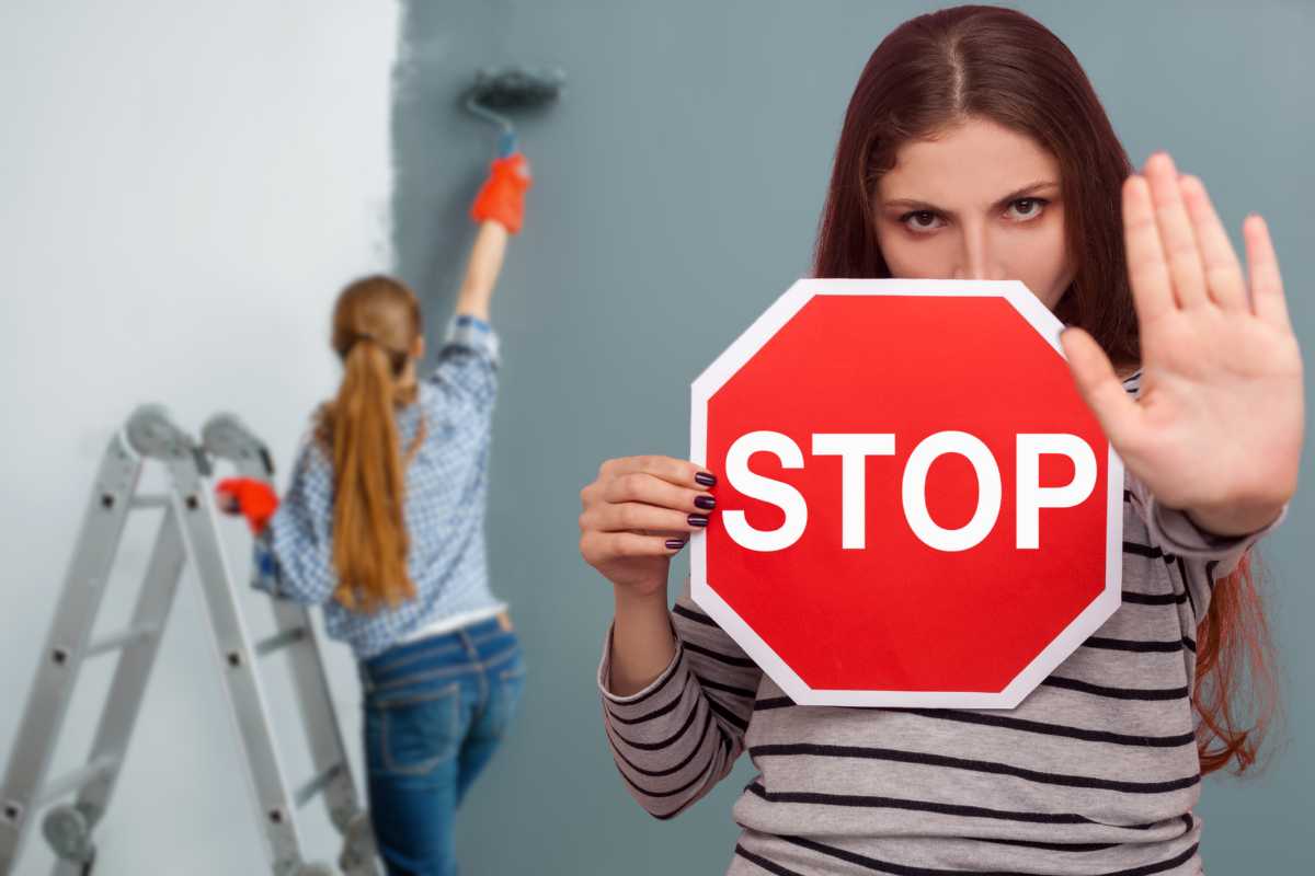 Cum să schimbi aspectul pe pereți fără a fi nevoie să le revopseni: cu aceste idei vor fi ca noi