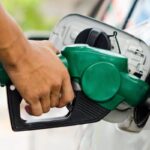 Ti piace l’odore della benzina? C’è una spiegazione scientifica, ma dovresti preoccuparti
