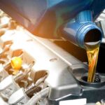 Perché la temperatura del motore è fondamentale durante il cambio dell’olio
