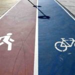 I pedoni possono transitare sulla pista ciclabile? C’è confusione, cosa dice la normativa
