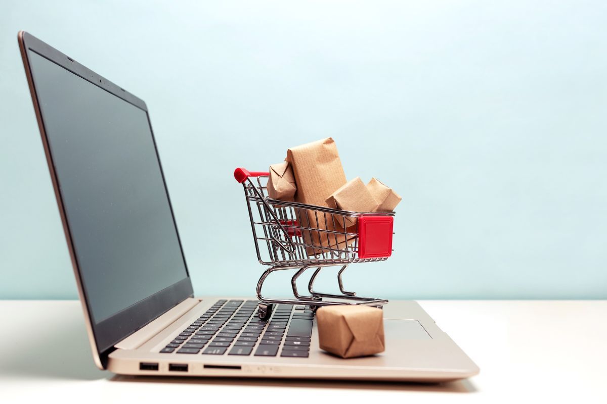 Caut mobilier online în fiecare săptămână: aceste 5 cuvinte cheie mă fac să găsesc doar ocazii reale