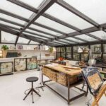 Spațiu Creative Da, Tulburări Nu: Cum să furnizați un colț ca artist acasă