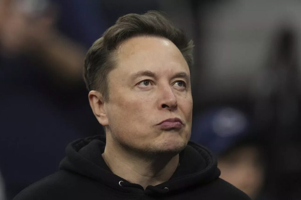 Elon Musk fa marcia indietro e chiede scusa a tutti: “Sono andato troppo oltre”