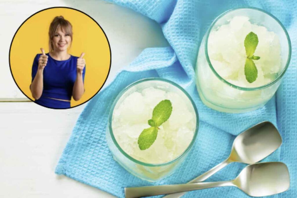 Granita fatta in casa senza produttori di gelati, questa ricetta vegana ti farà risparmiare dal caldo estivo: facile e molto gustosa