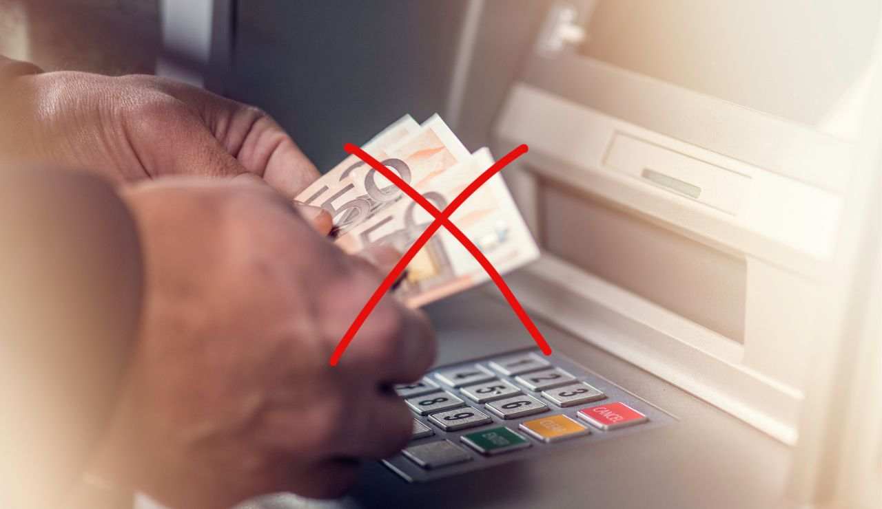ATM, brutto risveglio dei proprietari di account | Da oggi non sarai più in grado di riprendere ogni giorno: se superi il limite, sei avvitato