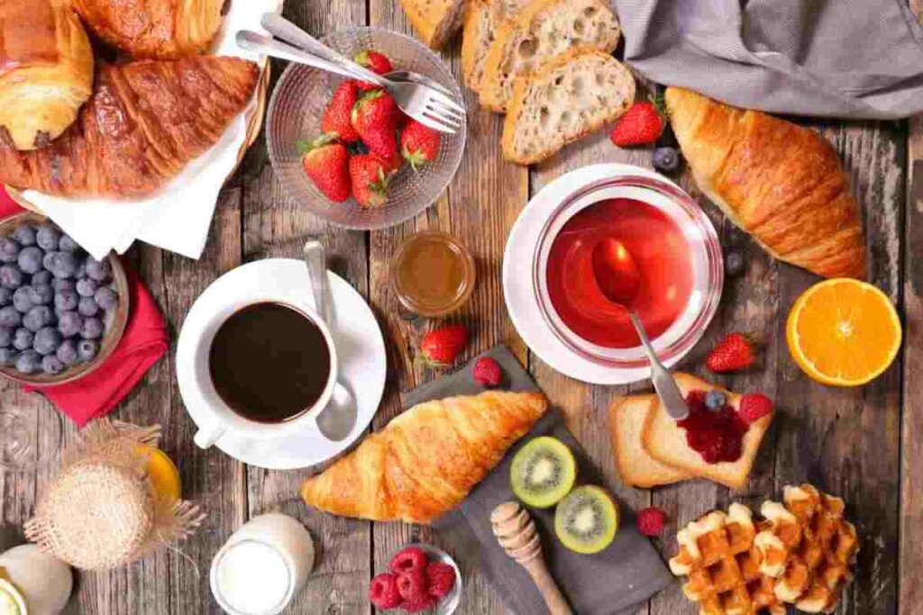 Allarme di abbondanza, cibi che tutti mangiano a colazione sono tossici: i risultati sulla salute sono pesanti