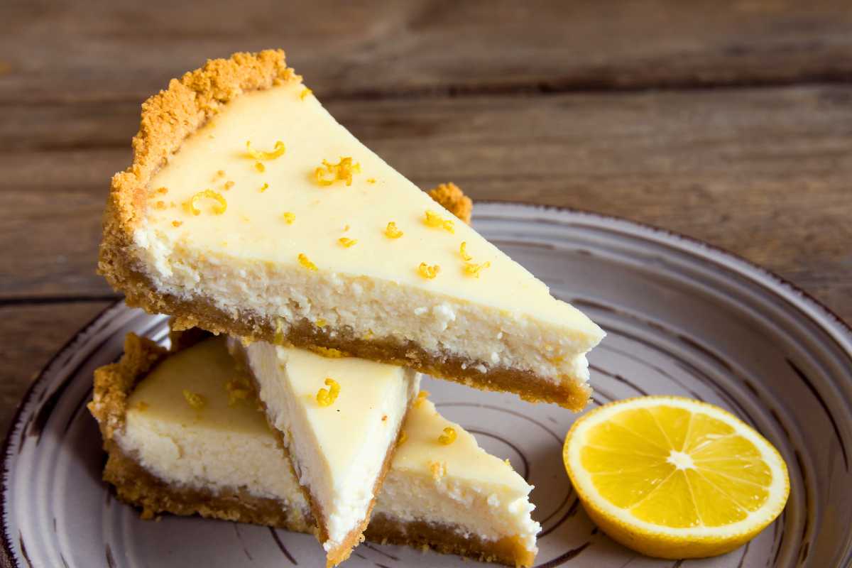 Semplice cheesecake al limone