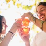 Cum să organizezi un aperitiv în grădină vara