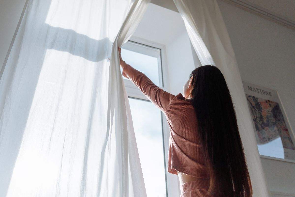 Perdelele clasice ale balconului pe care nimeni nu le mai vrea: acum toată lumea alege „perdelele”
