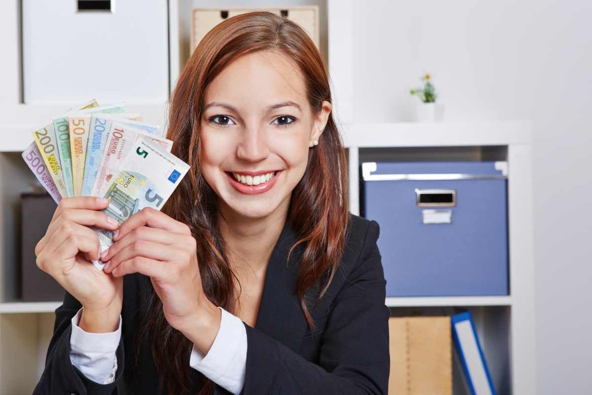 Contributo alle madri che lavorano