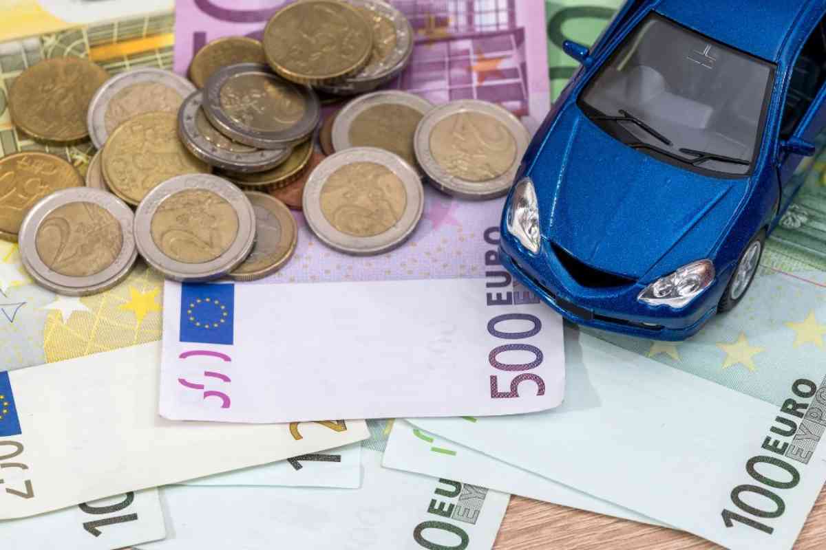 Questa regione aumenta il bollo auto: scatta la protesta