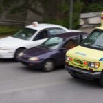 Sorpasso a destra, ora puoi farlo. La legge è chiara, non possono multarti