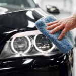 Basta pagare l’autolavaggio, con questi trucchi fai splendere l’auto da solo in 10 minuti