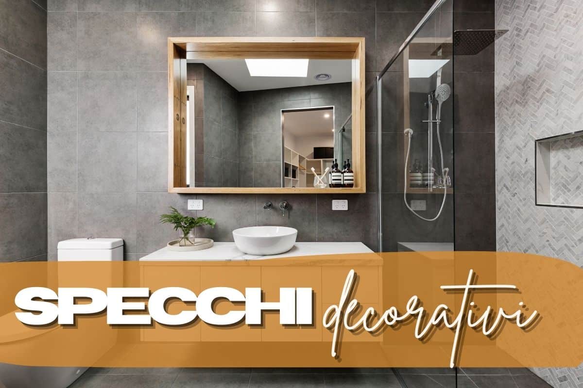 Oglinzi decorative în loc de clasici: atingerea scenografică care împarte designerii de interior